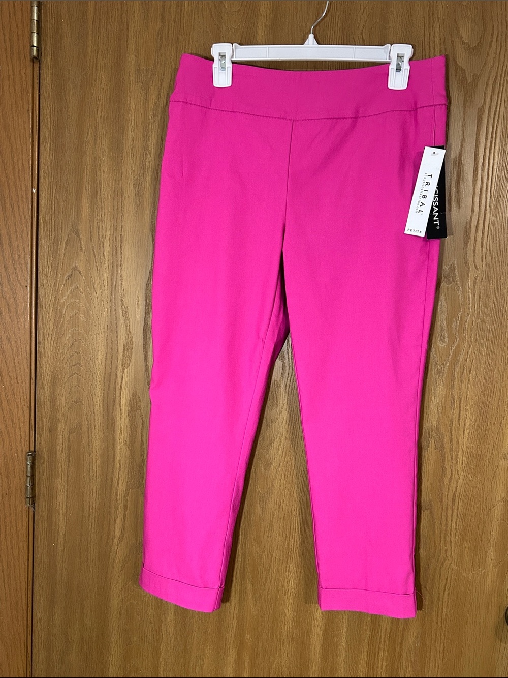 Women’s Deep Pink Tribal Ankle Pants. Size 10p. NWT